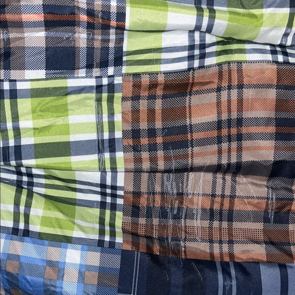 Colorful Plaid comforter - Picture 7 of 9